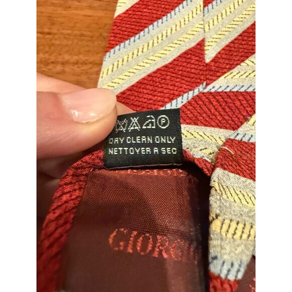 Giorgio Armani Silk Tie Slant Stripe Cravatte VTG | Red Yellow | 56"L 3.75"W - Picture 5 of 8